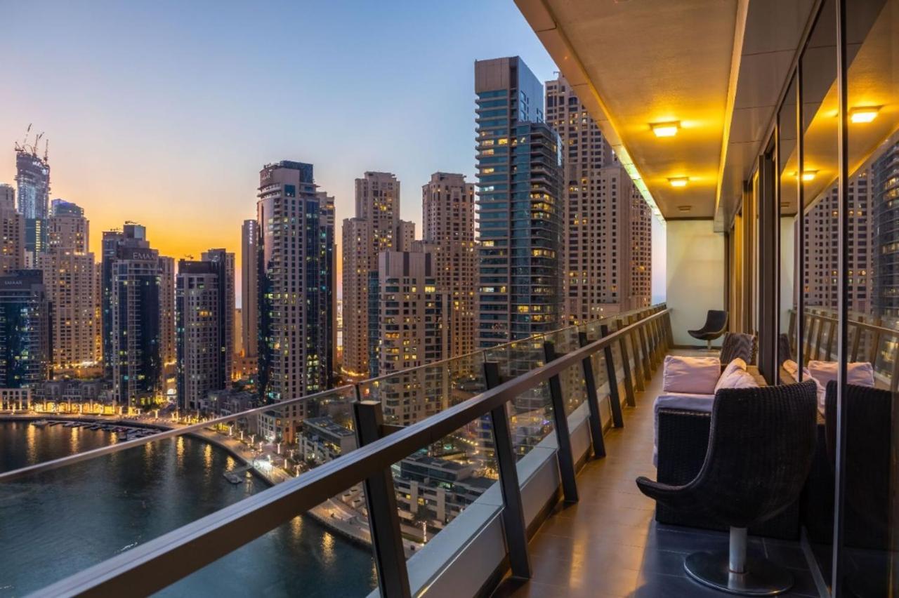 Maison Privee - Big, Bright, Luxury Marina Views Apt Next To Beach Dubai Buitenkant foto