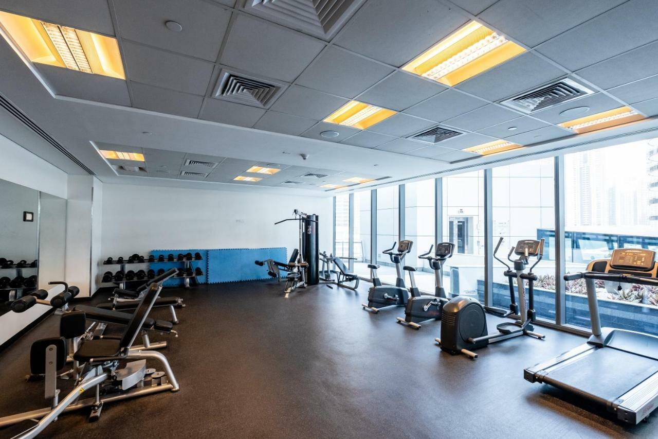 Maison Privee - Big, Bright, Luxury Marina Views Apt Next To Beach Dubai Buitenkant foto