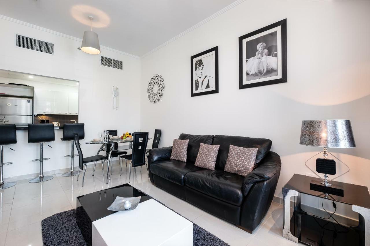 Maison Privee - Big, Bright, Luxury Marina Views Apt Next To Beach Dubai Buitenkant foto